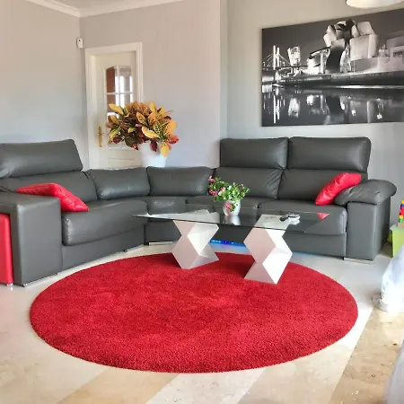 The Elviria Penthouse, Apartamento